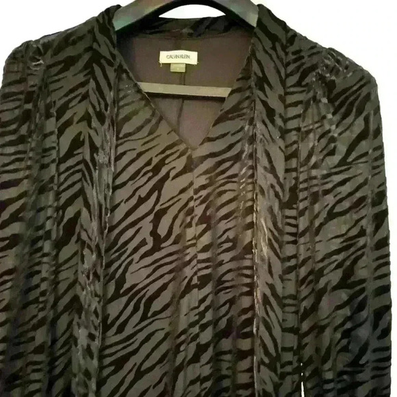 Calvin Klein Black Velvet Leopard Print Burnout Long Sleeve Dress Size 4 Stretch - Picture 6 of 8